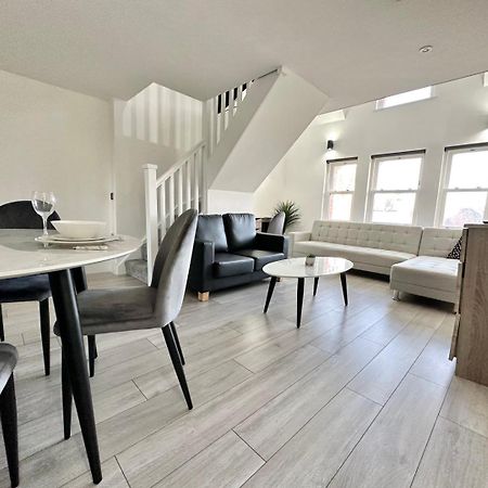 Luxury Duplex City Centre Apartment Λιντς Εξωτερικό φωτογραφία