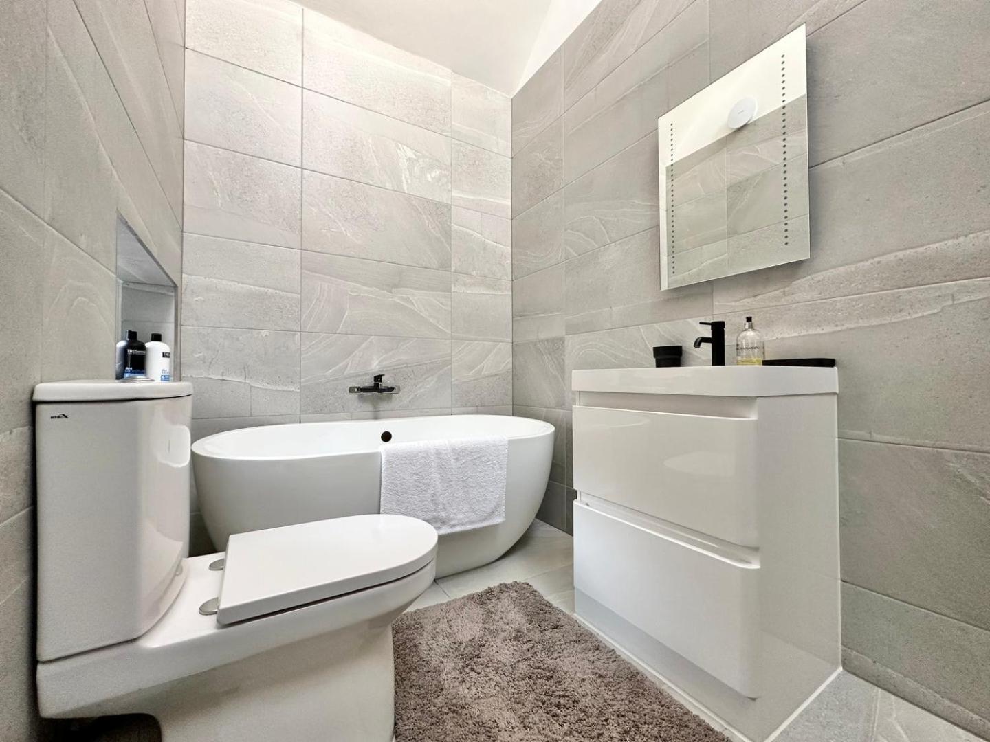 Luxury Duplex City Centre Apartment Λιντς Εξωτερικό φωτογραφία